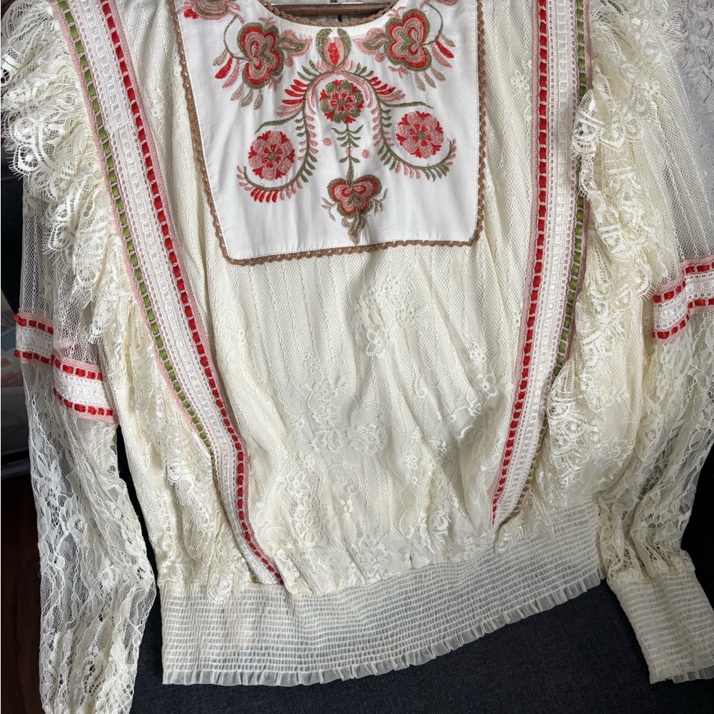 NWT Boho Embroidered Ivory Lace Blouse with Pink and Red Accents